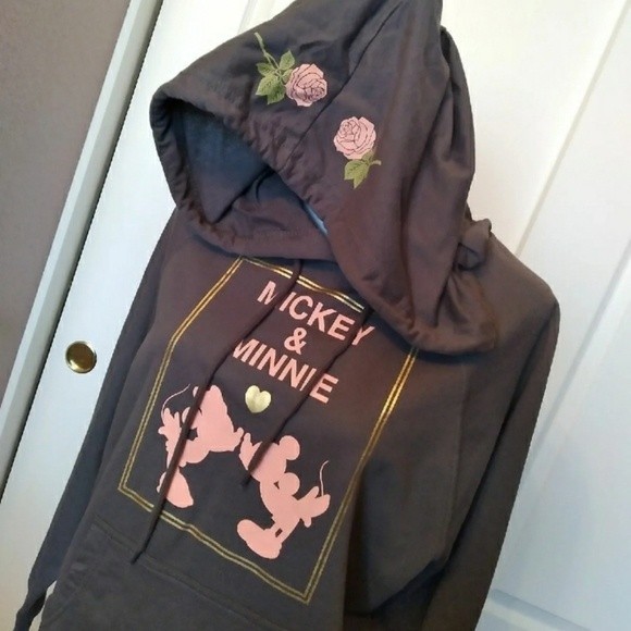 NWOT MICKEY & MINNIE HOODIE PULLOVER WOMENS LARGE NWOT - Picture 1 of 7